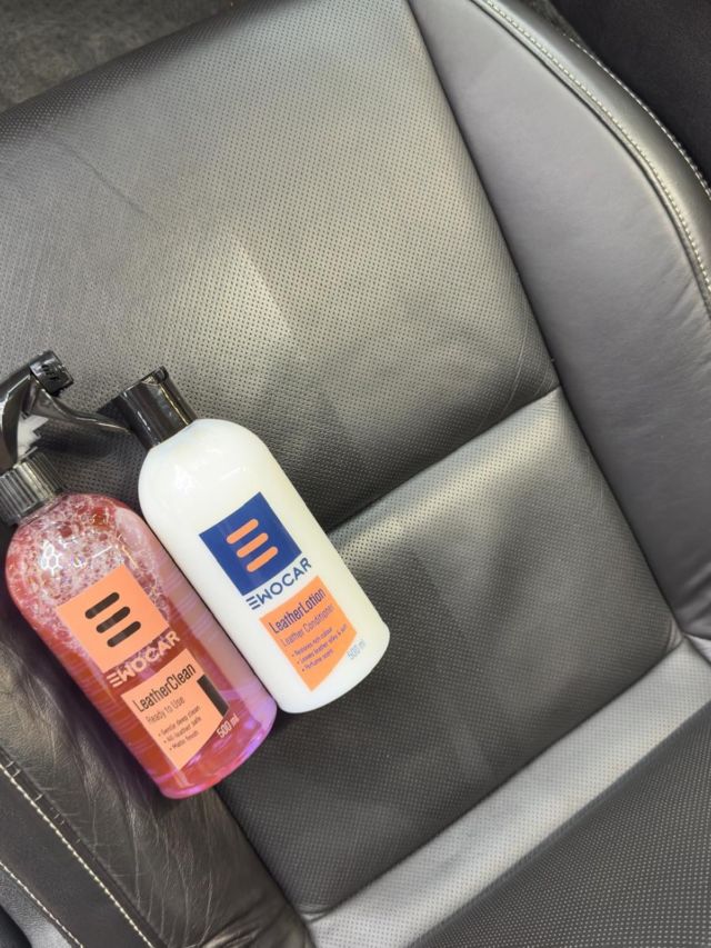 ✨ Nouveautés Ewocar ✨

🧼 Leather Cleaner : nettoie en profondeur, élimine saletés et taches sans abîmer vos cuirs.
💎 Leather Conditioner : nourrit, protège et ravive l’élasticité naturelle du cuir pour un toucher doux et un aspect comme neuf.

Un duo indispensable pour garder vos sièges en cuir propres et souples.
—————————
📦 Livraison gratuite dès CHF 99.- d’achats !
—————————
📍 : La Maillarde 11, 1680 Romont
🛒 : www.detailingavenue.ch
📨 : info@detailingavenue.ch
📞 : 079 527 96 91